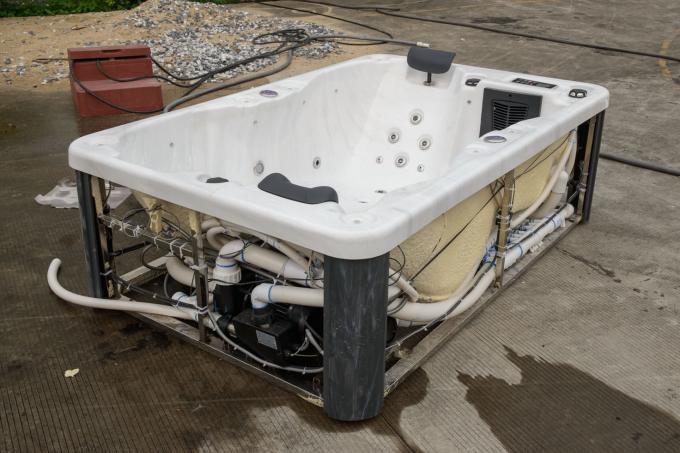 2 - Джакузи оборудования SPA бассейна 3 человеков с 30 двигателями массажа водоворота